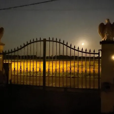 Oda ve Kahvaltı Des Anges *